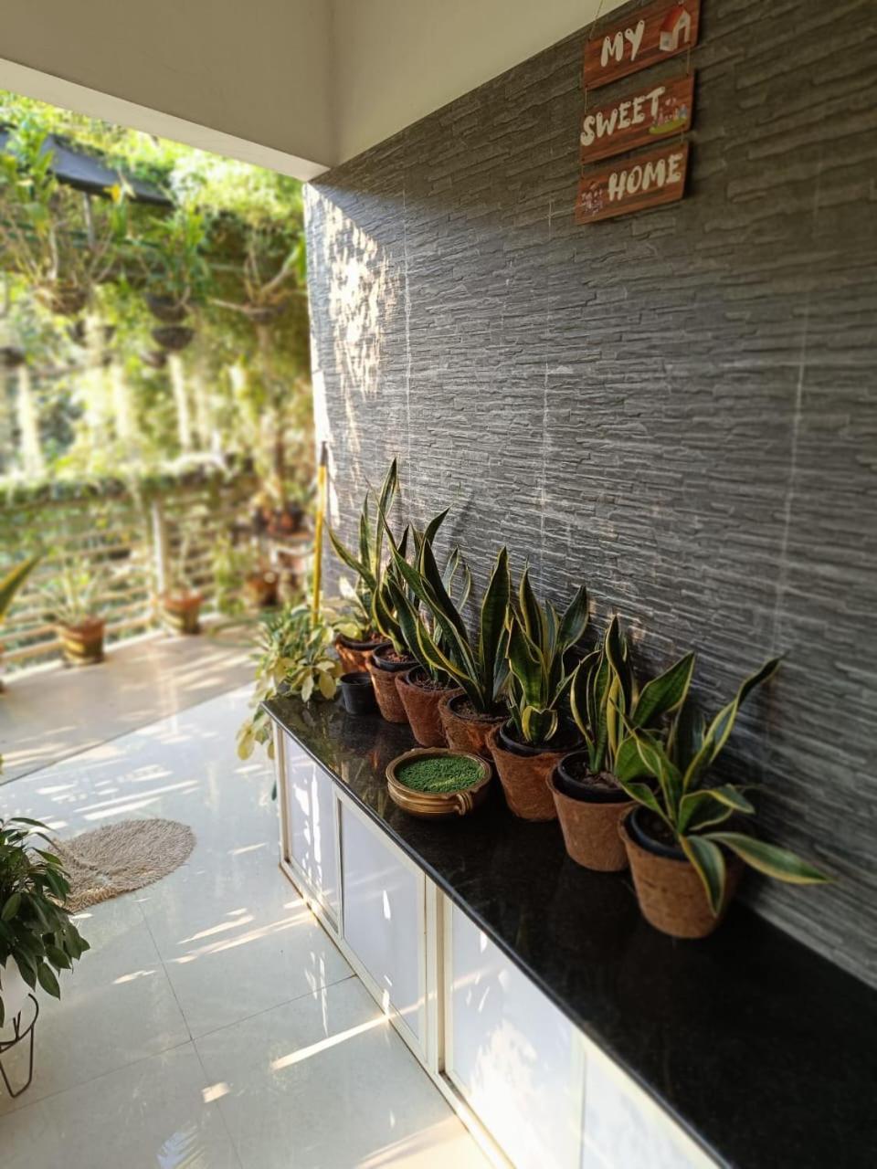 Chaithritha Ladies Homestay Thiruvananthapuram Eksteriør billede